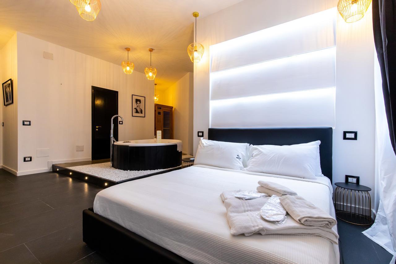 Muni Boutique Flat By Babylon Stay نابولي المظهر الخارجي الصورة